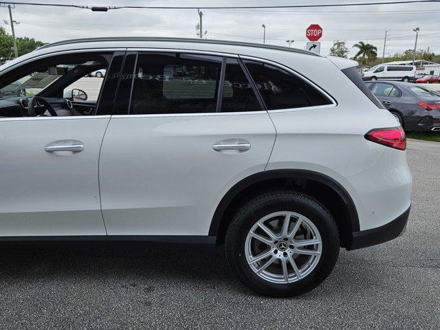 new 2025 Mercedes-Benz GLC 300 car, priced at $52,385