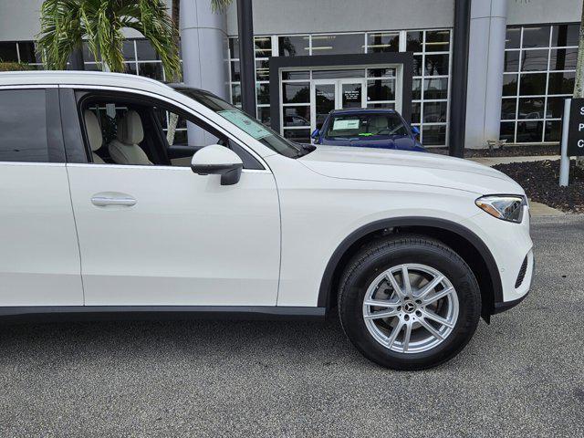 new 2025 Mercedes-Benz GLC 300 car, priced at $52,385