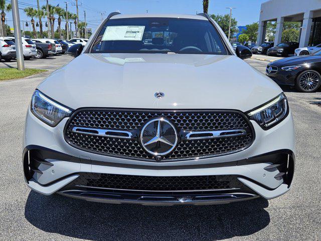 new 2025 Mercedes-Benz GLC 300 car, priced at $59,105