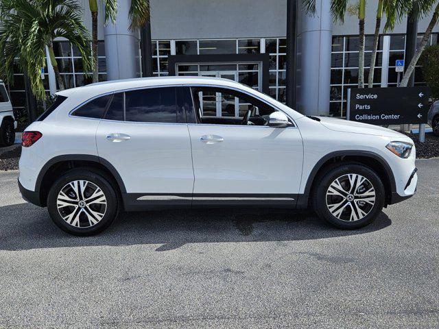 new 2025 Mercedes-Benz GLA 250 car, priced at $46,425