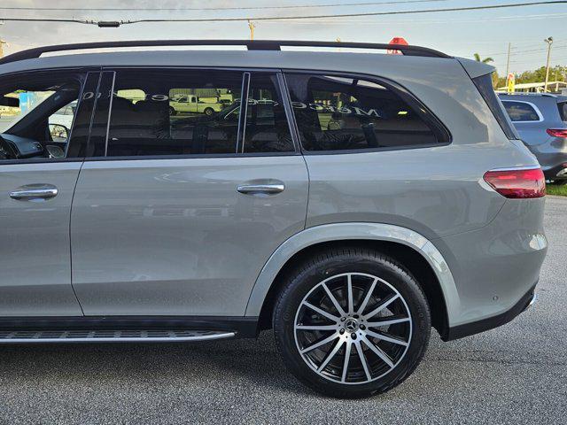 new 2025 Mercedes-Benz GLS 580 car, priced at $121,595