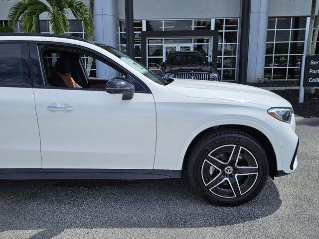 new 2026 Mercedes-Benz GLC 300 car, priced at $59,020