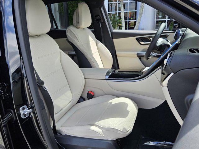 new 2025 Mercedes-Benz GLC 300 car, priced at $55,405
