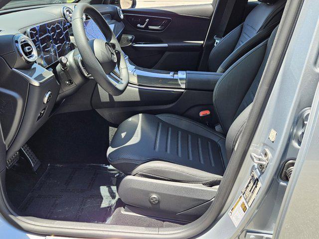 new 2025 Mercedes-Benz GLC 300 car, priced at $60,055