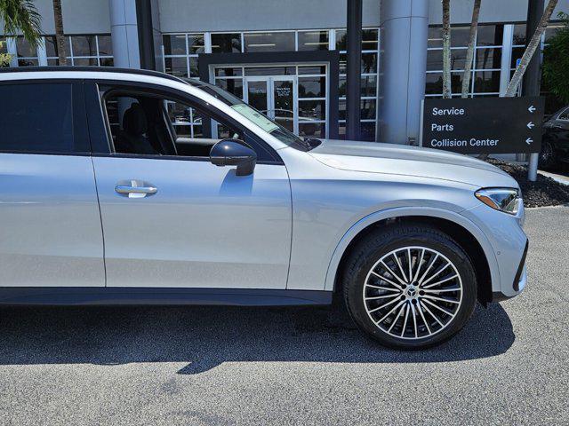 new 2025 Mercedes-Benz GLC 300 car, priced at $60,055