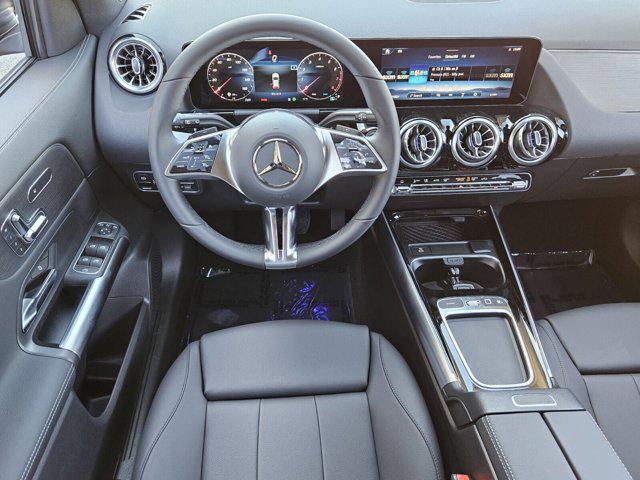 new 2025 Mercedes-Benz GLA 250 car, priced at $46,680