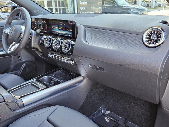 new 2025 Mercedes-Benz GLA 250 car, priced at $46,680