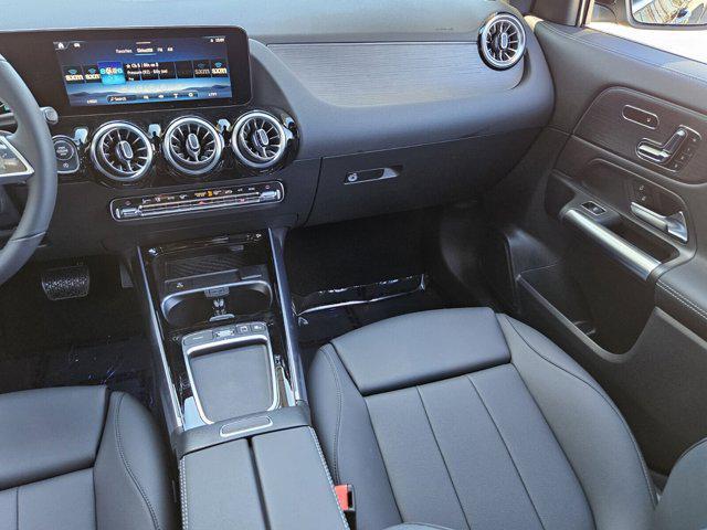 new 2025 Mercedes-Benz GLA 250 car, priced at $46,680
