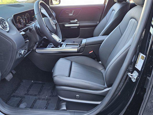 new 2025 Mercedes-Benz GLA 250 car, priced at $46,680