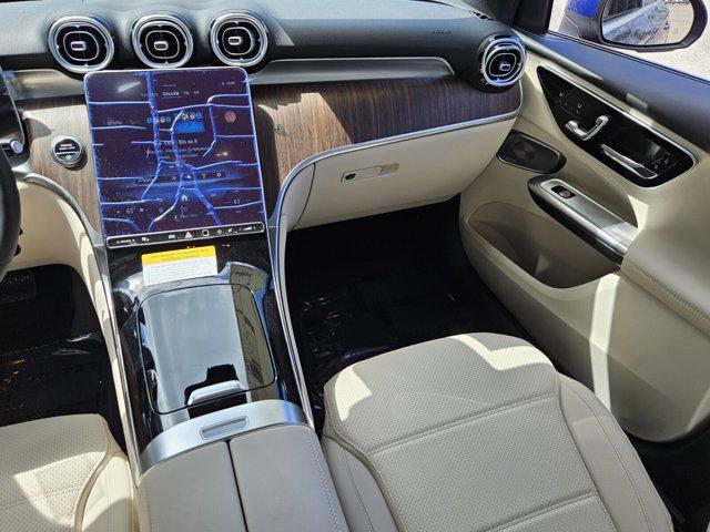 new 2025 Mercedes-Benz GLC 300 car, priced at $56,155