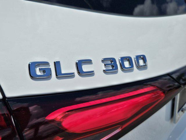 new 2025 Mercedes-Benz GLC 300 car, priced at $52,695
