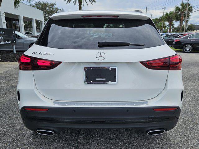 new 2025 Mercedes-Benz GLA 250 car, priced at $53,175