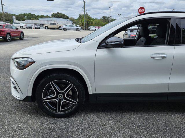 new 2025 Mercedes-Benz GLA 250 car, priced at $53,175