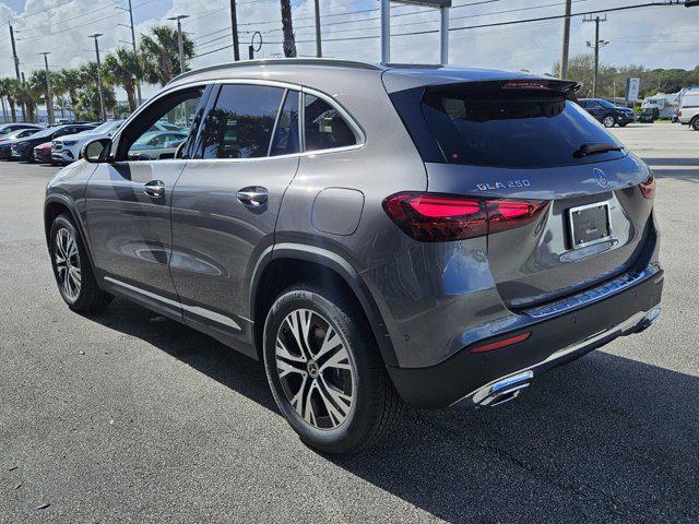 new 2025 Mercedes-Benz GLA 250 car, priced at $46,595