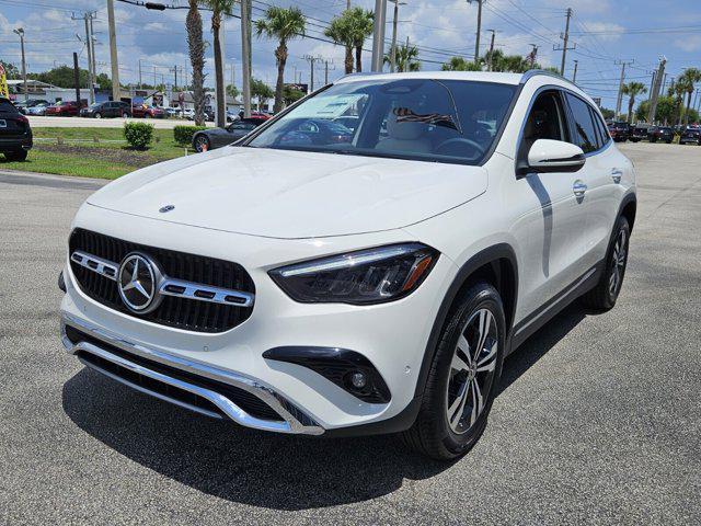 new 2025 Mercedes-Benz GLA 250 car, priced at $44,345