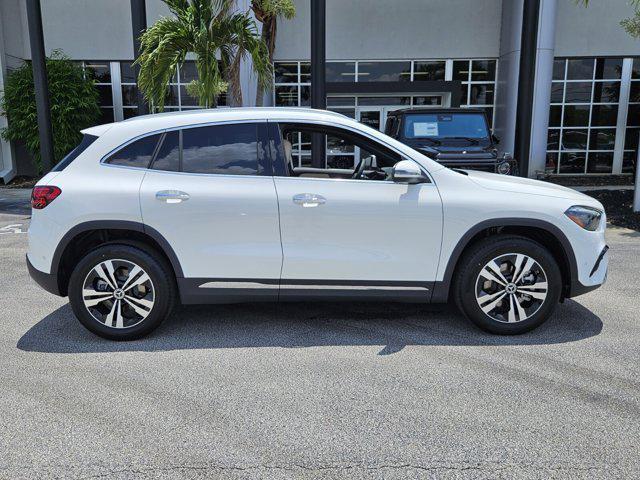 new 2025 Mercedes-Benz GLA 250 car, priced at $44,345
