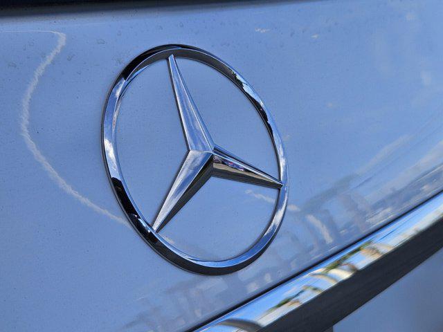 new 2025 Mercedes-Benz GLS 580 car, priced at $124,150