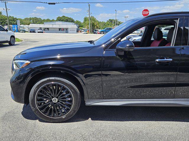 new 2025 Mercedes-Benz GLC 300 car, priced at $61,385