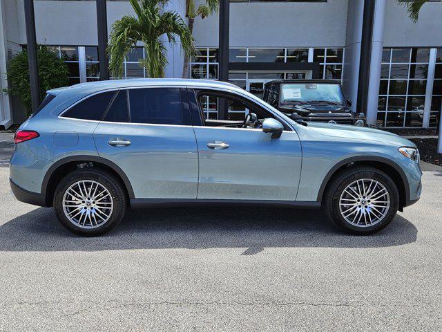 new 2025 Mercedes-Benz GLC 300 car, priced at $56,155