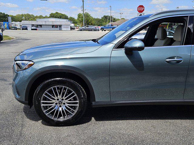 new 2025 Mercedes-Benz GLC 300 car, priced at $56,155
