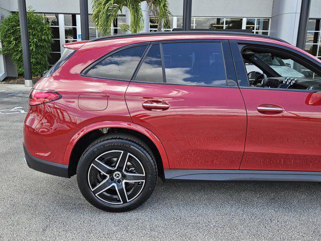 new 2025 Mercedes-Benz GLC 300 car, priced at $59,985