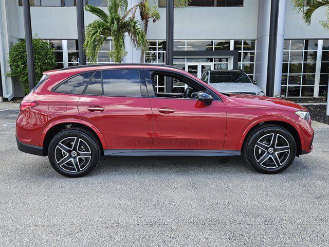 new 2025 Mercedes-Benz GLC 300 car, priced at $59,985