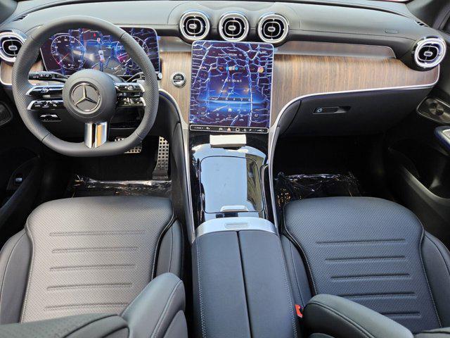 new 2025 Mercedes-Benz GLC 300 car, priced at $59,985