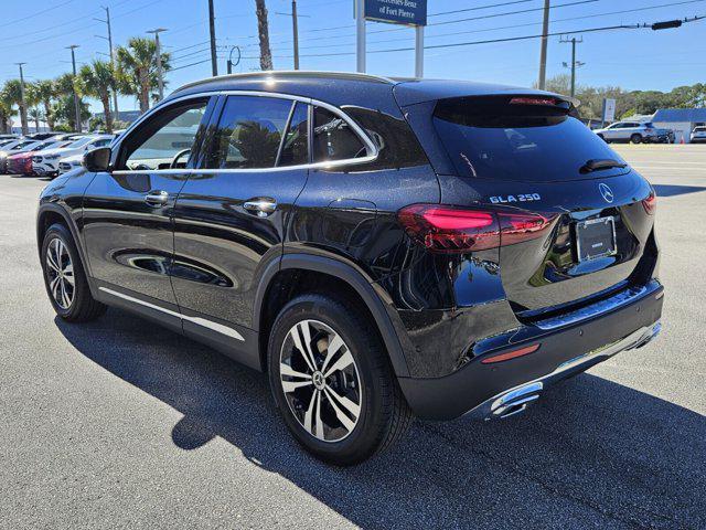 new 2025 Mercedes-Benz GLA 250 car, priced at $45,545