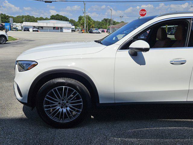 new 2025 Mercedes-Benz GLC 300 car, priced at $55,185
