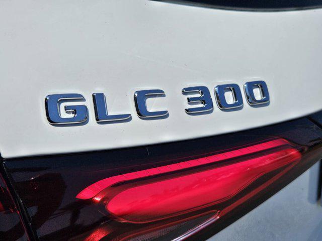 new 2025 Mercedes-Benz GLC 300 car, priced at $55,185