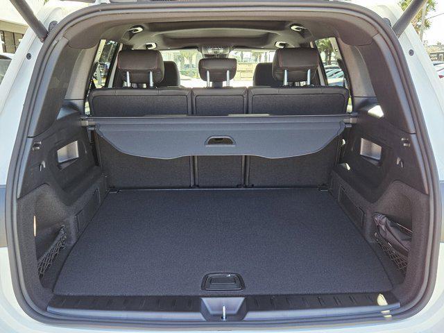 new 2026 Mercedes-Benz GLB 250 car, priced at $52,480