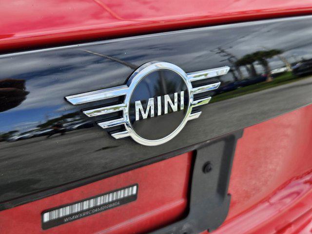 used 2021 MINI Hardtop car, priced at $29,548