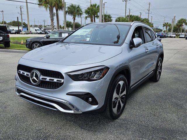 new 2025 Mercedes-Benz GLA 250 car, priced at $48,895