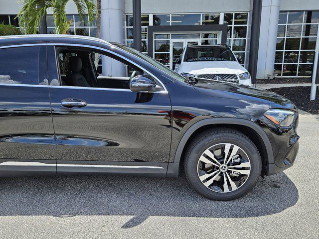used 2025 Mercedes-Benz GLA 250 car, priced at $39,998
