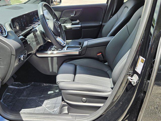 used 2025 Mercedes-Benz GLA 250 car, priced at $39,998