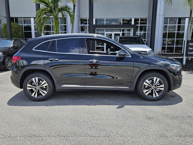 used 2025 Mercedes-Benz GLA 250 car, priced at $39,998