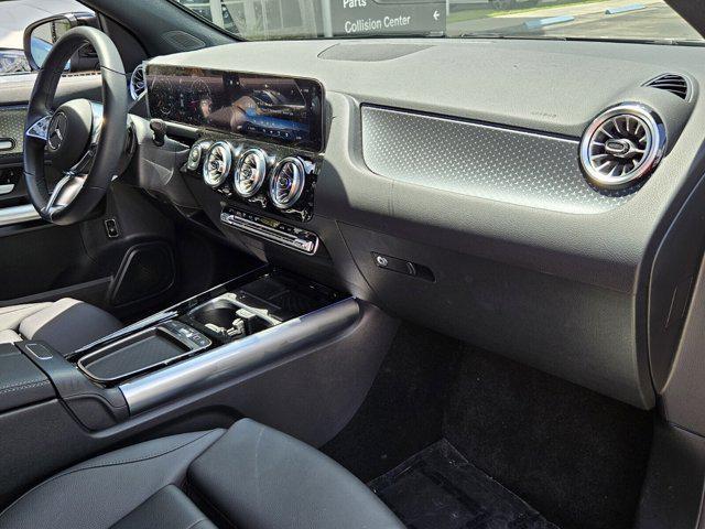 used 2025 Mercedes-Benz GLA 250 car, priced at $39,998