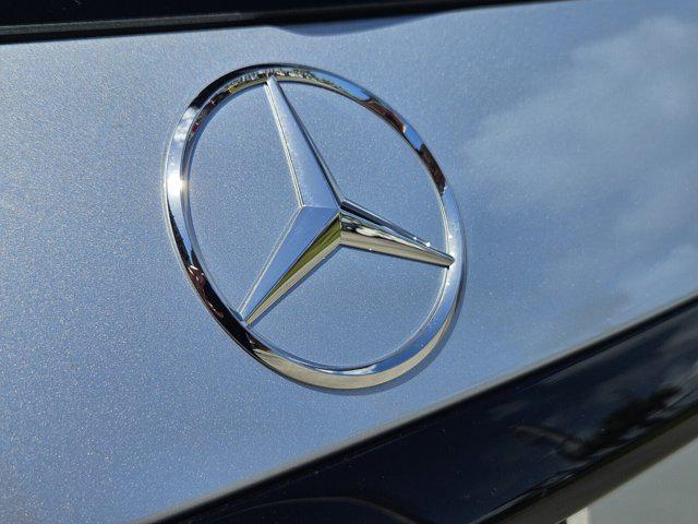 new 2025 Mercedes-Benz GLC 300 car, priced at $60,055
