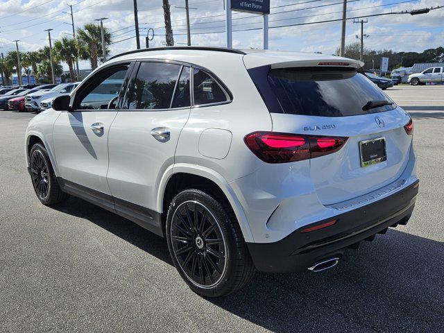 new 2025 Mercedes-Benz GLA 250 car, priced at $53,800