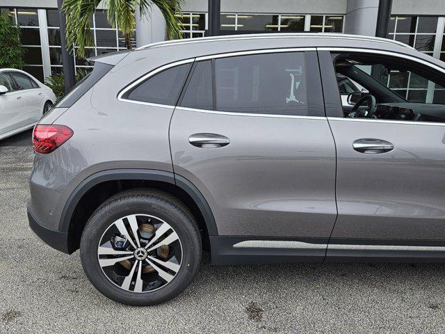 new 2025 Mercedes-Benz GLA 250 car, priced at $46,595