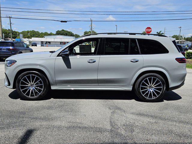new 2025 Mercedes-Benz GLS 450 car, priced at $90,086