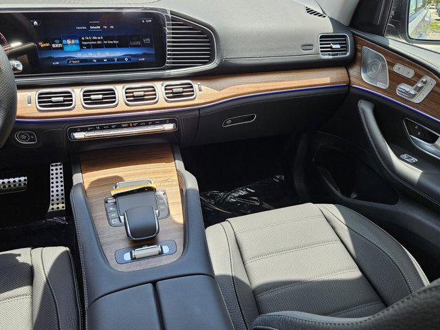 new 2025 Mercedes-Benz GLS 450 car, priced at $101,535