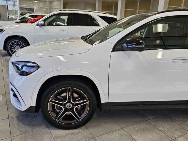 new 2025 Mercedes-Benz GLA 250 car, priced at $52,595