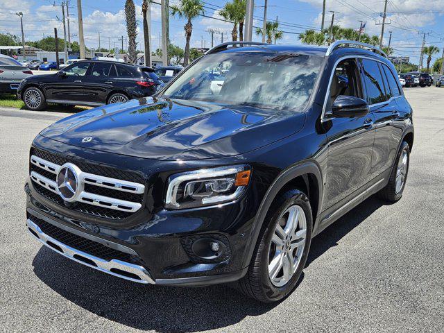 used 2022 Mercedes-Benz GLB 250 car, priced at $27,995