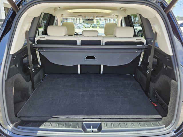 used 2022 Mercedes-Benz GLB 250 car, priced at $27,995