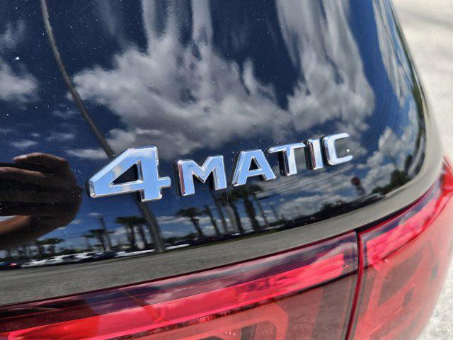 used 2022 Mercedes-Benz GLB 250 car, priced at $27,995