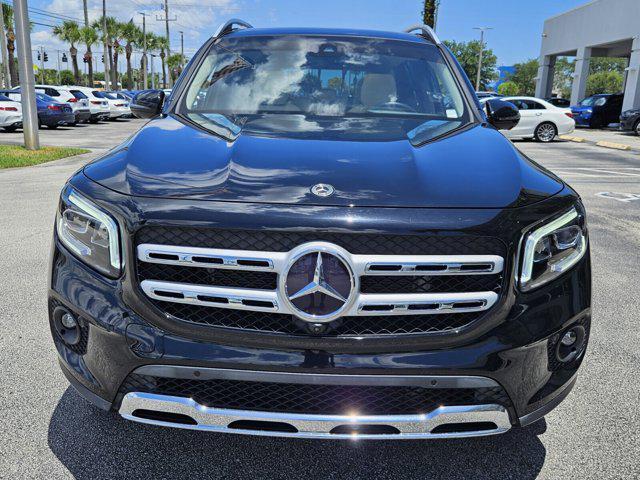 used 2022 Mercedes-Benz GLB 250 car, priced at $27,995