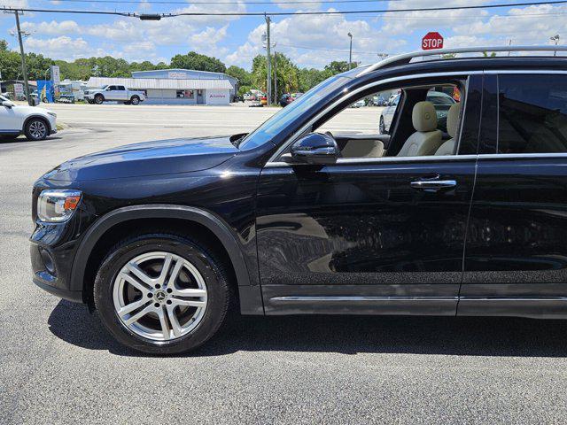 used 2022 Mercedes-Benz GLB 250 car, priced at $27,995