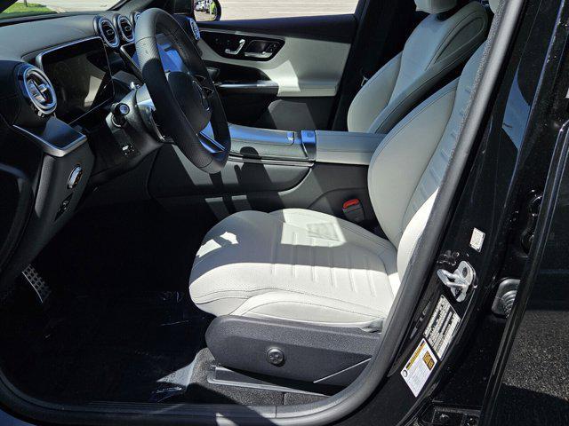 new 2025 Mercedes-Benz GLC 300 car, priced at $59,835