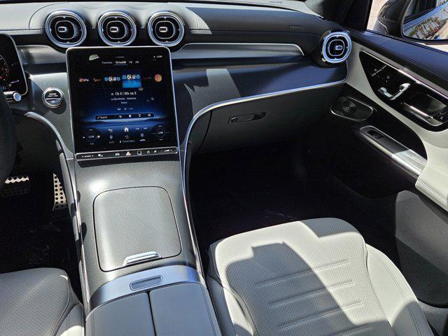new 2025 Mercedes-Benz GLC 300 car, priced at $59,835
